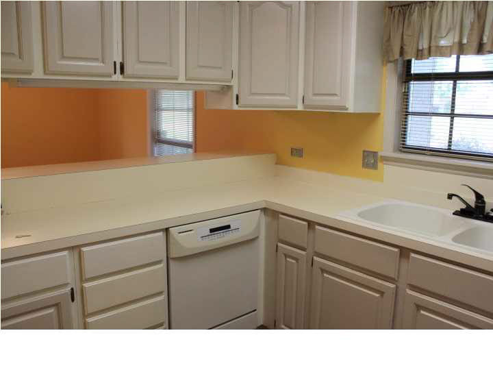 68 Springview Drive Brandon, MS 39042 - Photo 15 of 50 Kitchen