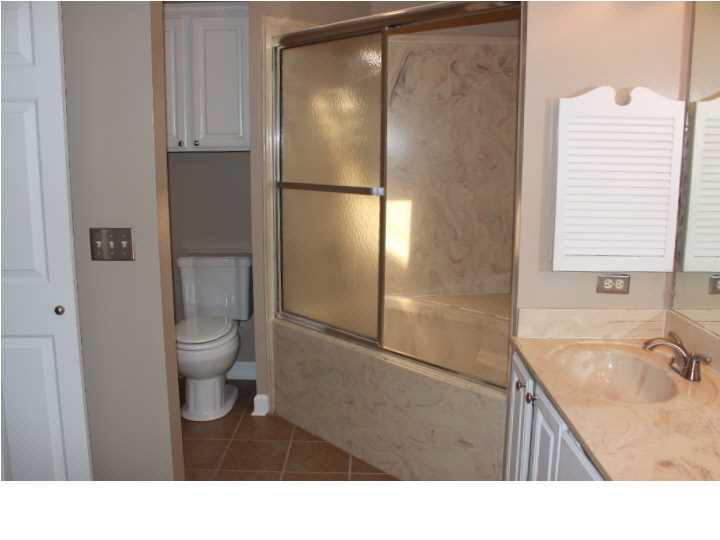 68 Springview Drive Brandon, MS 39042 - Photo 27 of 50 Master Bath