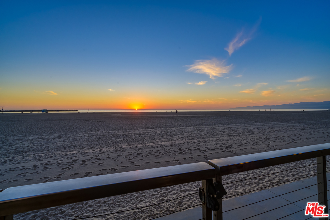 1 Spinnaker Street, Unit 2 Marina del Rey, CA 90292 - Photo 33 of 33