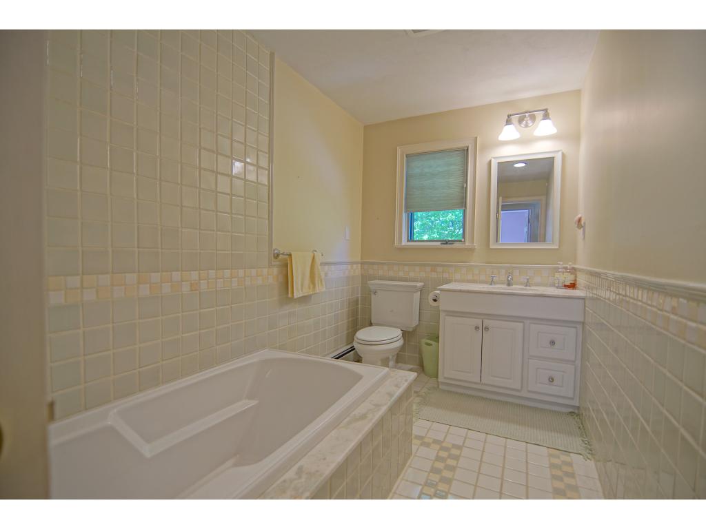 137 Mill Road North Hampton, NH 03862 - Photo 25 of 30