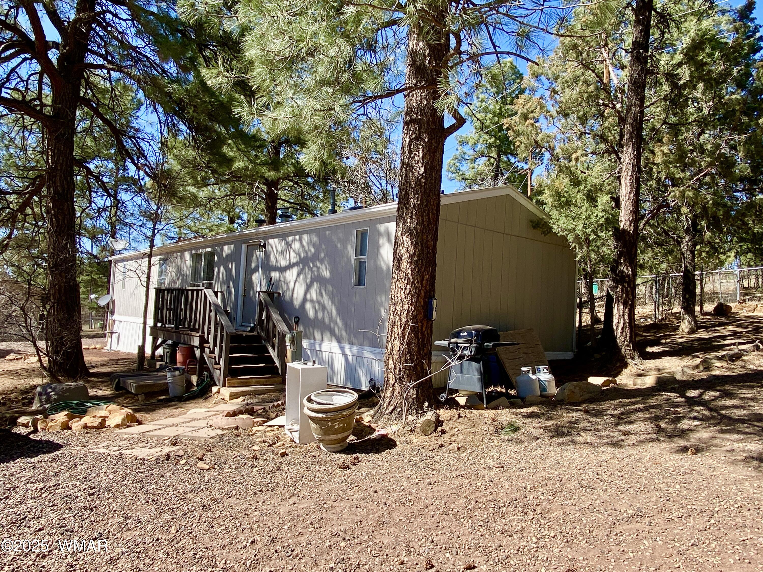 640 South Clark Road Show Low, AZ 85901 - Photo 5 of 18 Back Deck