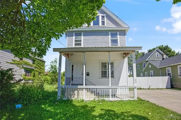 $1,400 | 769 19th Street, Niagara Falls, NY 14301