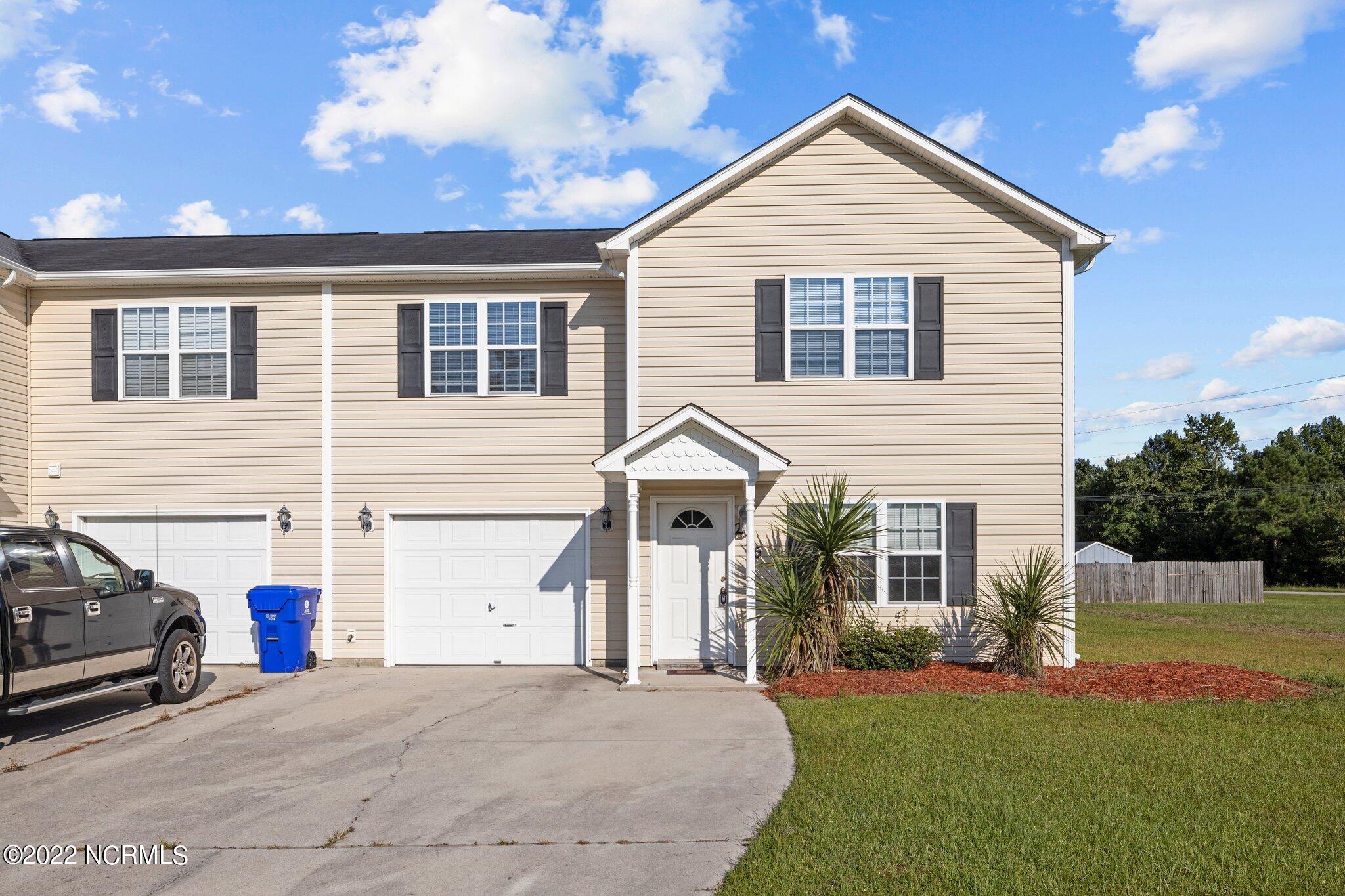 216 Smallwood Road Hubert, NC 28539 - Photo 2 of 45 front 2