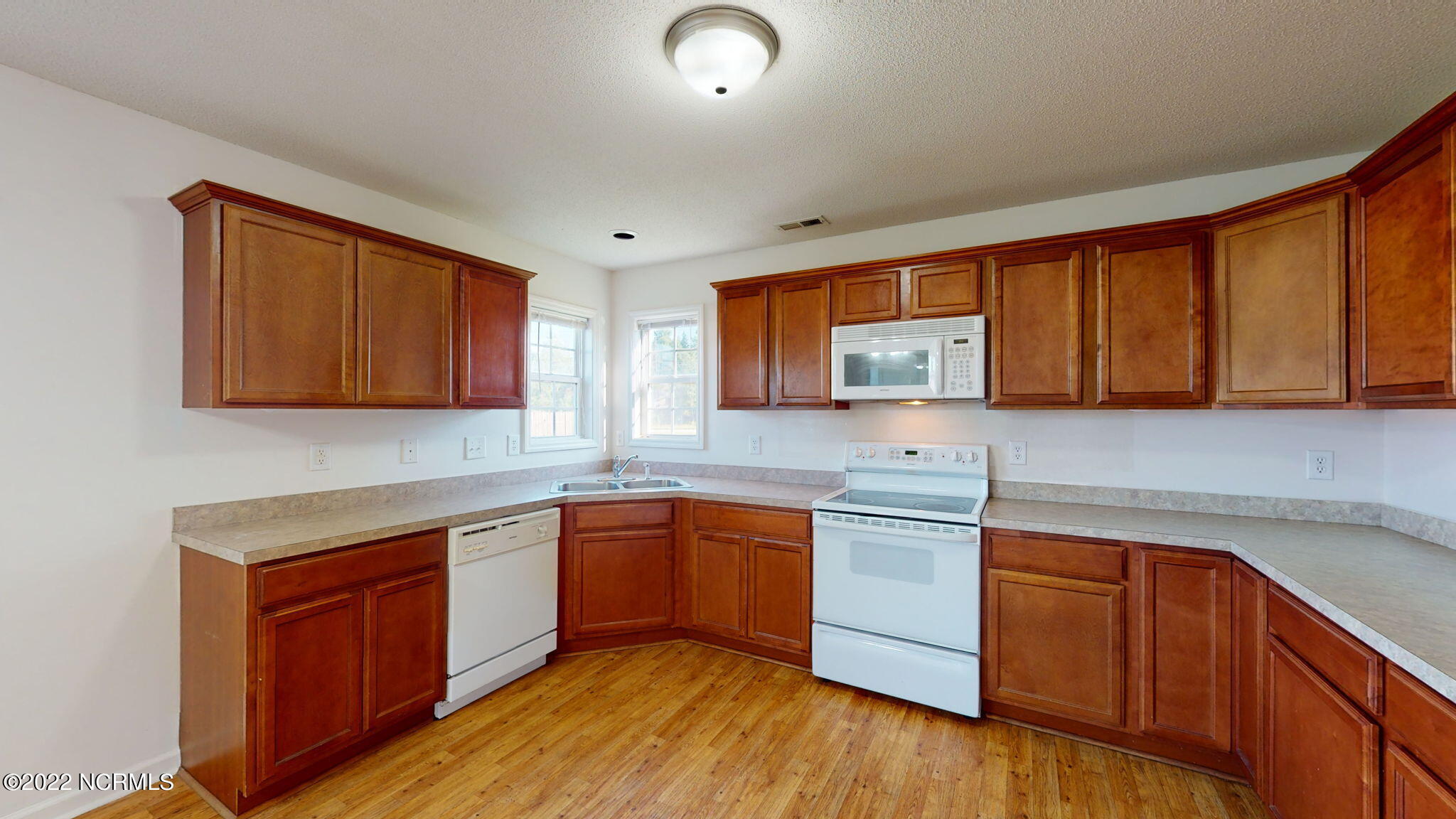 216 Smallwood Road Hubert, NC 28539 - Photo 43 of 45 large-b5a0f4f7-29d6-4255-93de-d224bb3514