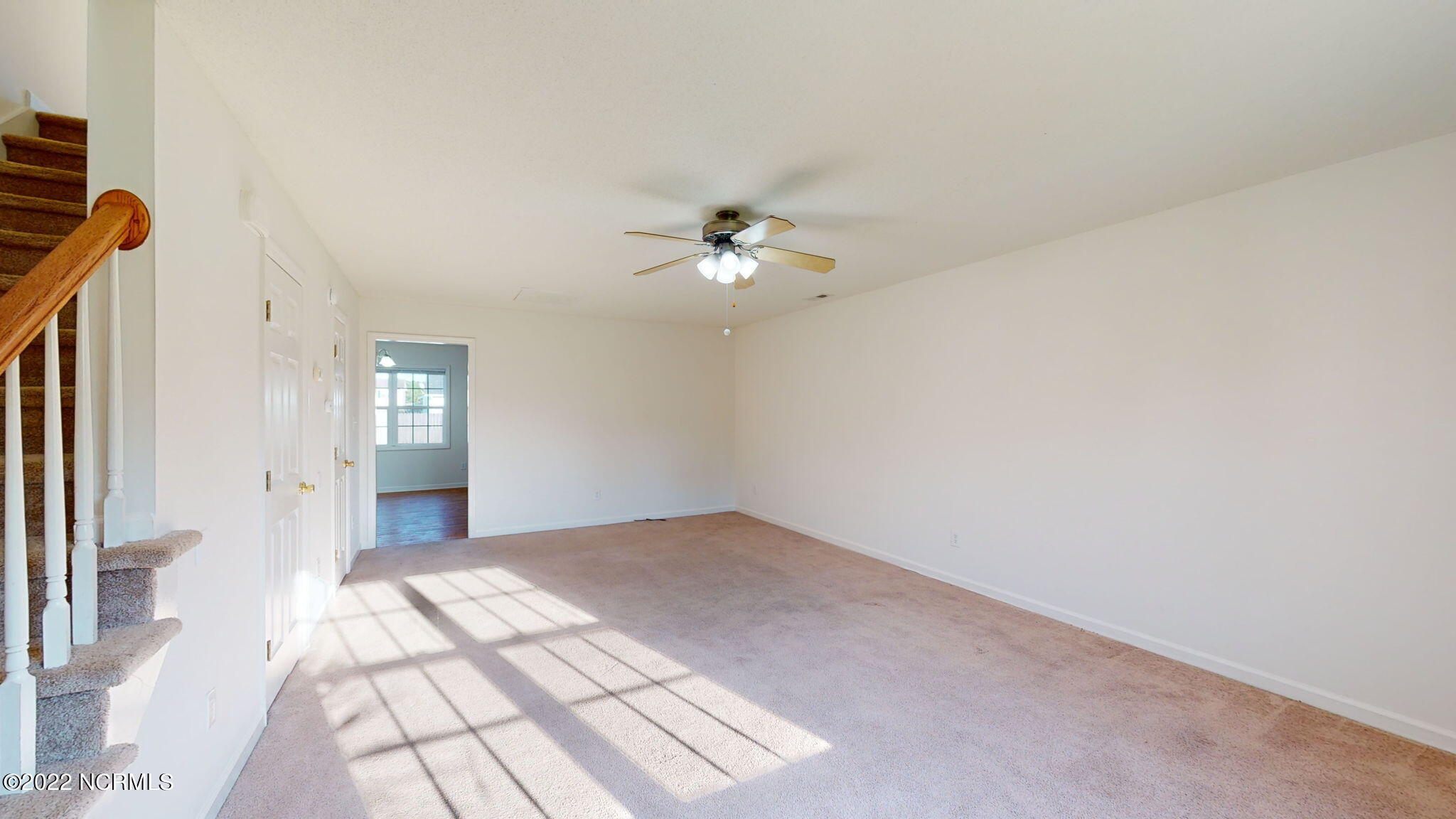 216 Smallwood Road Hubert, NC 28539 - Photo 5 of 45 Living room