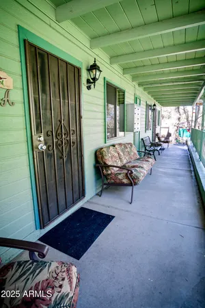 $750,000 | 31 East Ramsey Canyon Road, Hereford, AZ 85615