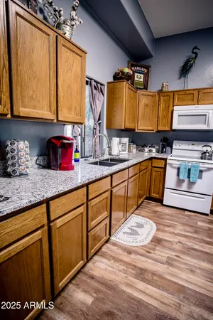 $750,000 | 31 East Ramsey Canyon Road, Hereford, AZ 85615