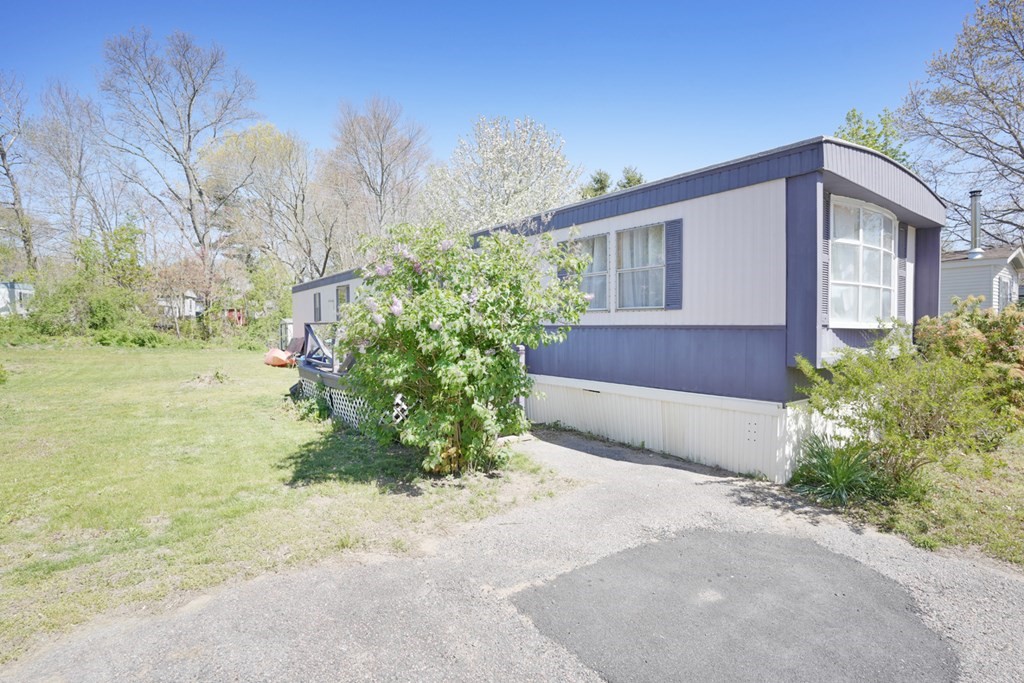 46 Willow Tree Drive Attleboro, MA 02703 - Photo 4 of 14