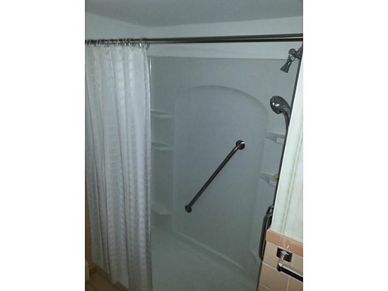 533 Winter Road New Castle, PA 16101 - Photo 15 of 25 Full Bath. Walk in Shower