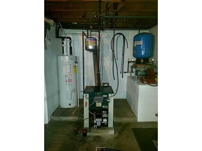 533 Winter Road New Castle, PA 16101 - Photo 21 of 25 Other. Option for Public & Well Water