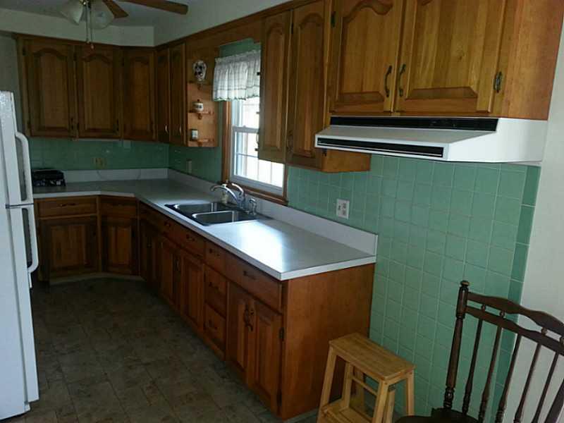 533 Winter Road New Castle, PA 16101 - Photo 7 of 25 Kitchen. So much cabinet space!