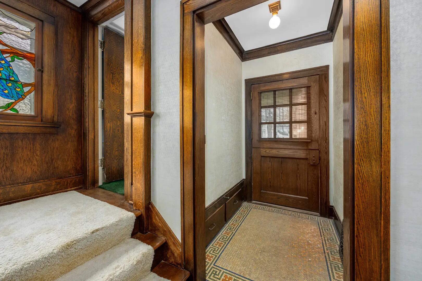 430 West Upton Avenue Reed City, MI 49677 - Photo 2 of 19 IMG_7298