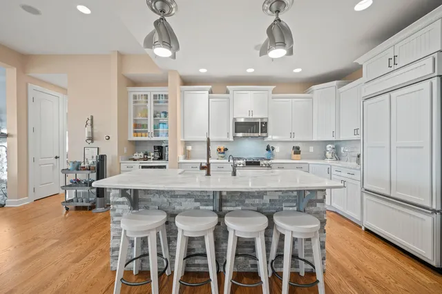 $2,550,000 | 154 Grand Boulevard, Benton Harbor, MI 49022