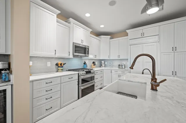 $2,550,000 | 154 Grand Boulevard, Benton Harbor, MI 49022