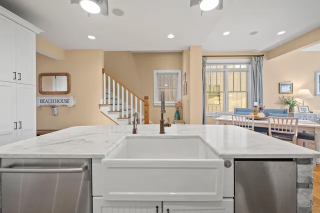 $2,550,000 | 154 Grand Boulevard, Benton Harbor, MI 49022