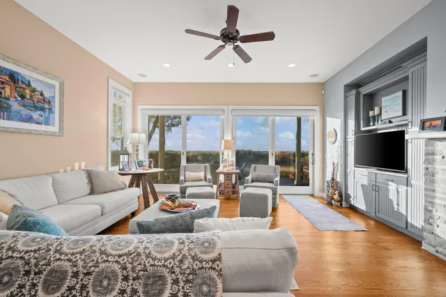 $2,550,000 | 154 Grand Boulevard, Benton Harbor, MI 49022