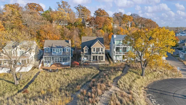 $2,550,000 | 154 Grand Boulevard, Benton Harbor, MI 49022