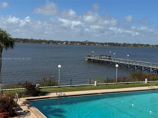 $245,000 | 925 North Halifax, Unit 102, Daytona Beach, FL 32118