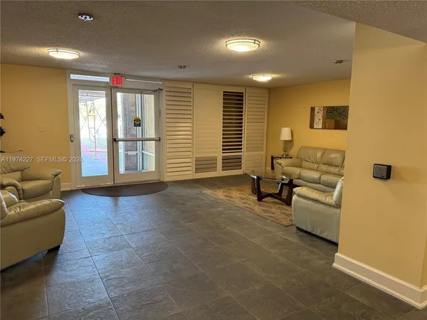 $245,000 | 925 North Halifax, Unit 102, Daytona Beach, FL 32118