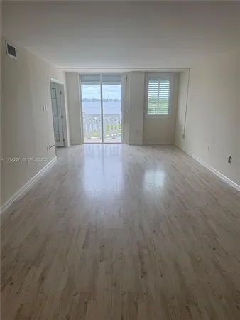 $245,000 | 925 North Halifax, Unit 102, Daytona Beach, FL 32118