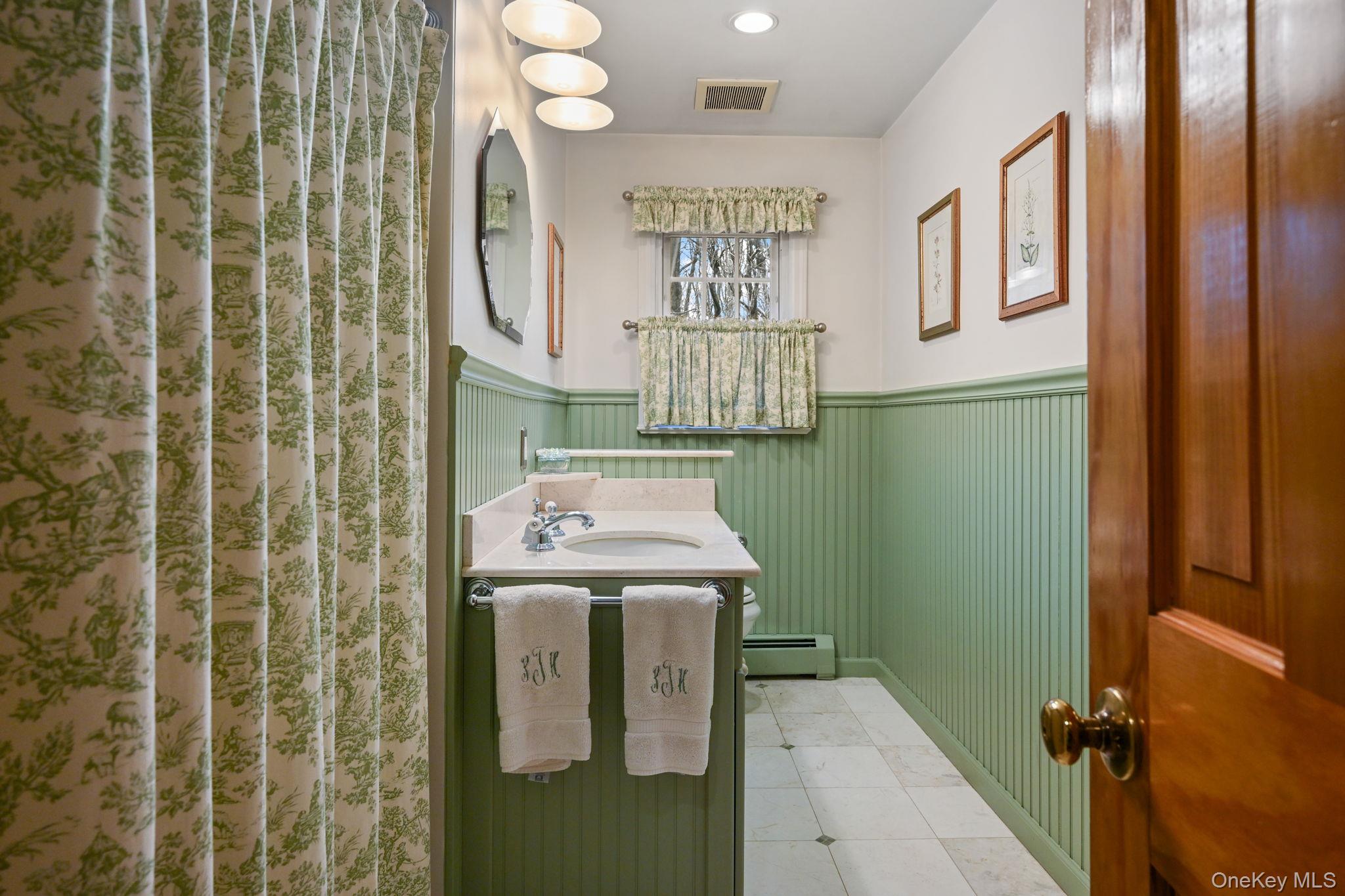 54 Lockwood Road South Salem, NY 10590 - Photo 26 of 46 a utility room with dryer and washer