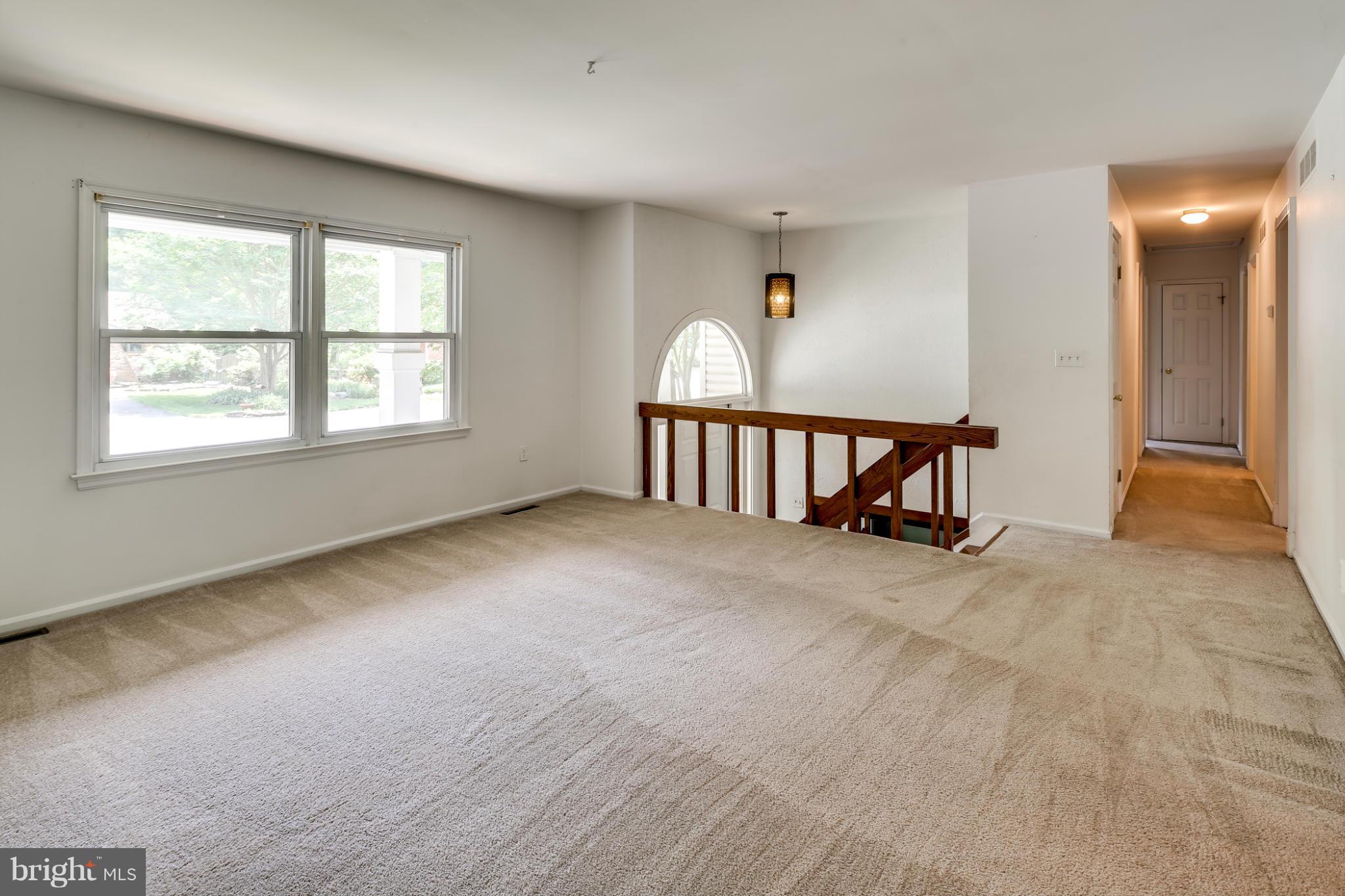 1957 Valley Road Annapolis, MD 21401 - Photo 3 of 30 Living Room