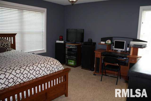 5341 Judge Road Bettendorf, IA 52722 - Photo 13 of 22 Gallery Image 13