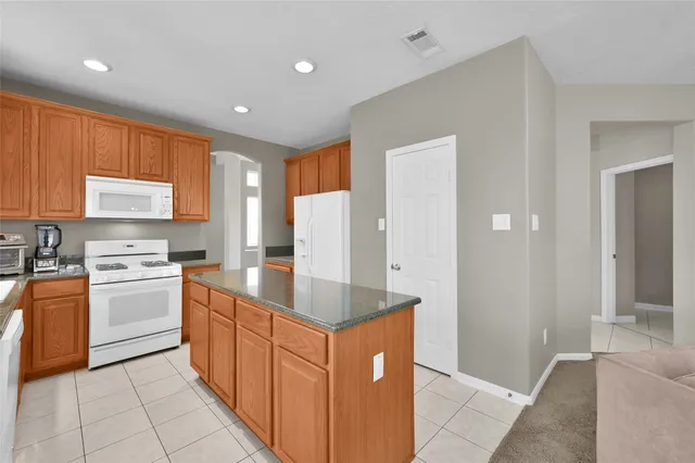 $430,000 | 22 Almond Branch Place, The Woodlands, TX 77382