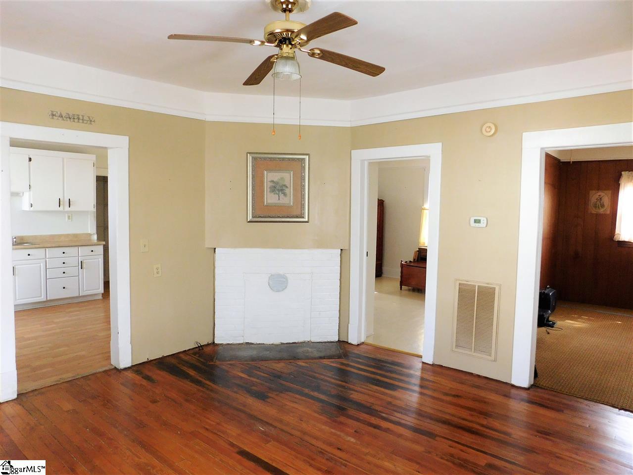 200 Webster Street Slater, SC 29683 - Photo 11 of 23