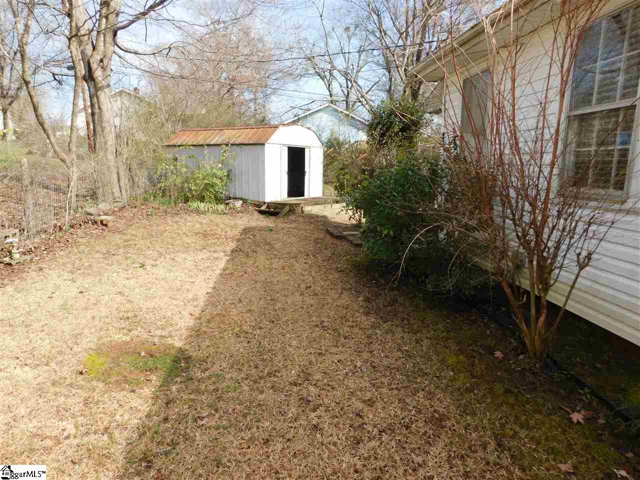 200 Webster Street Slater, SC 29683 - Photo 5 of 23