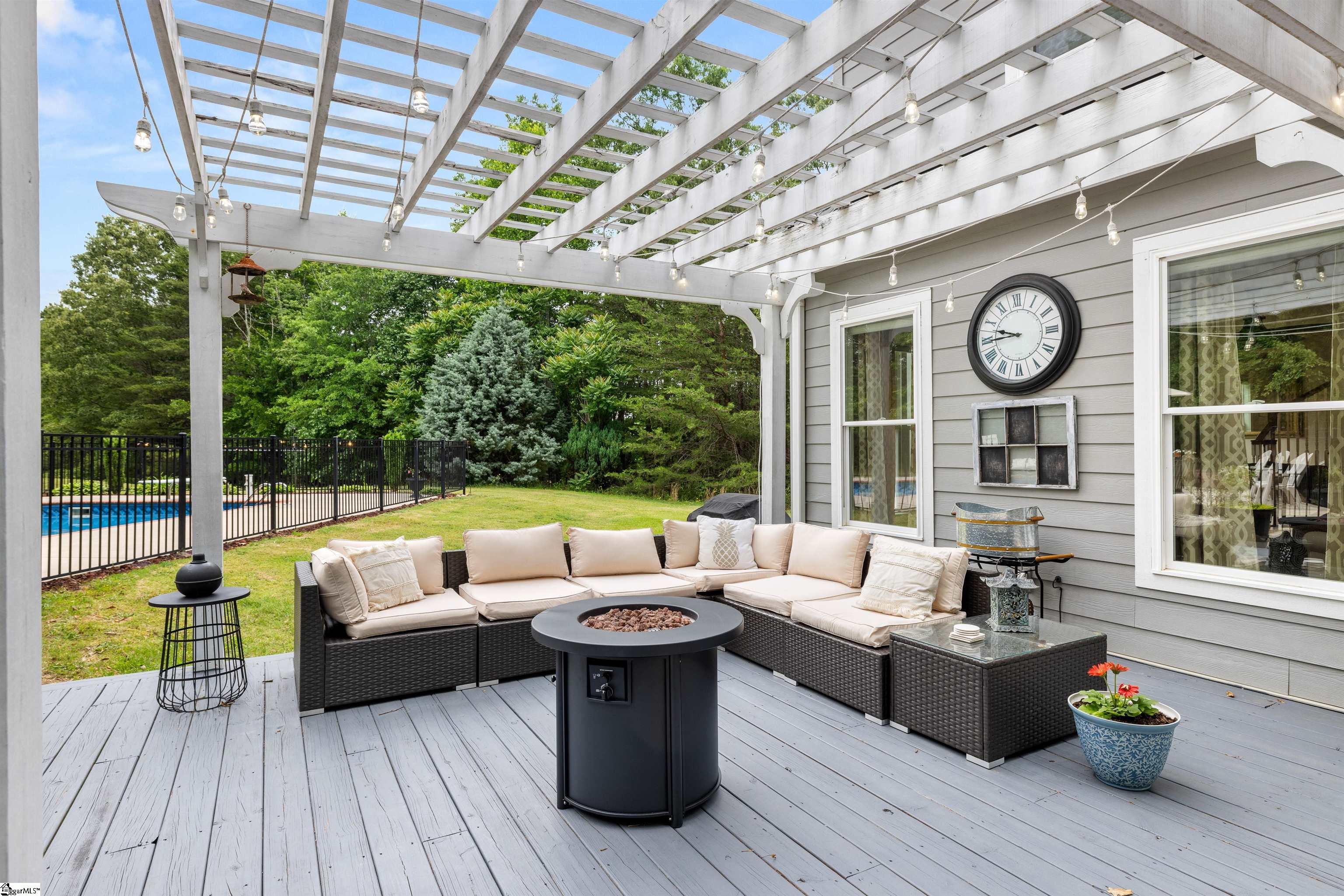 135 James Road Campobello, SC 29322 - Photo 32 of 36