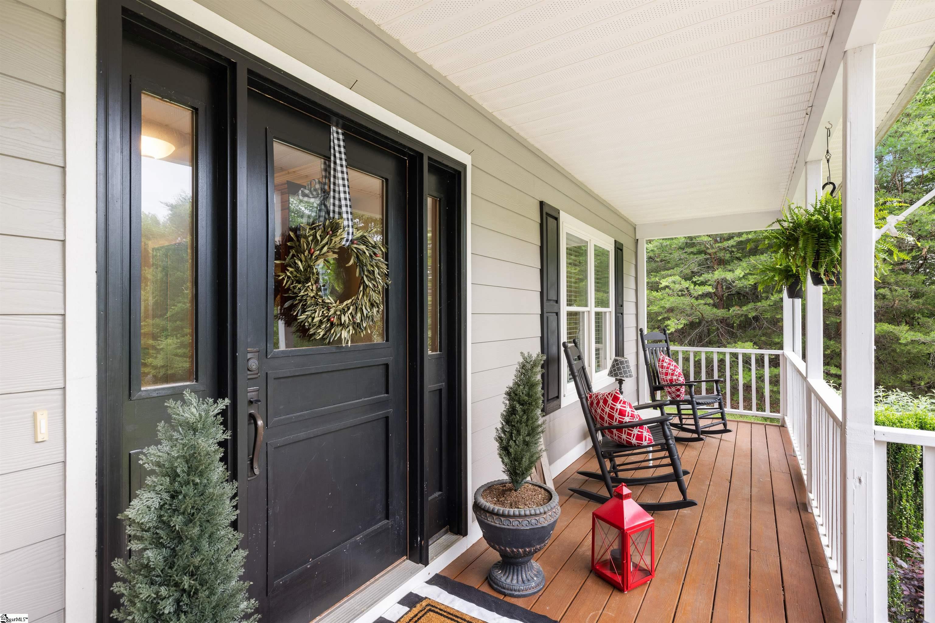 135 James Road Campobello, SC 29322 - Photo 6 of 36