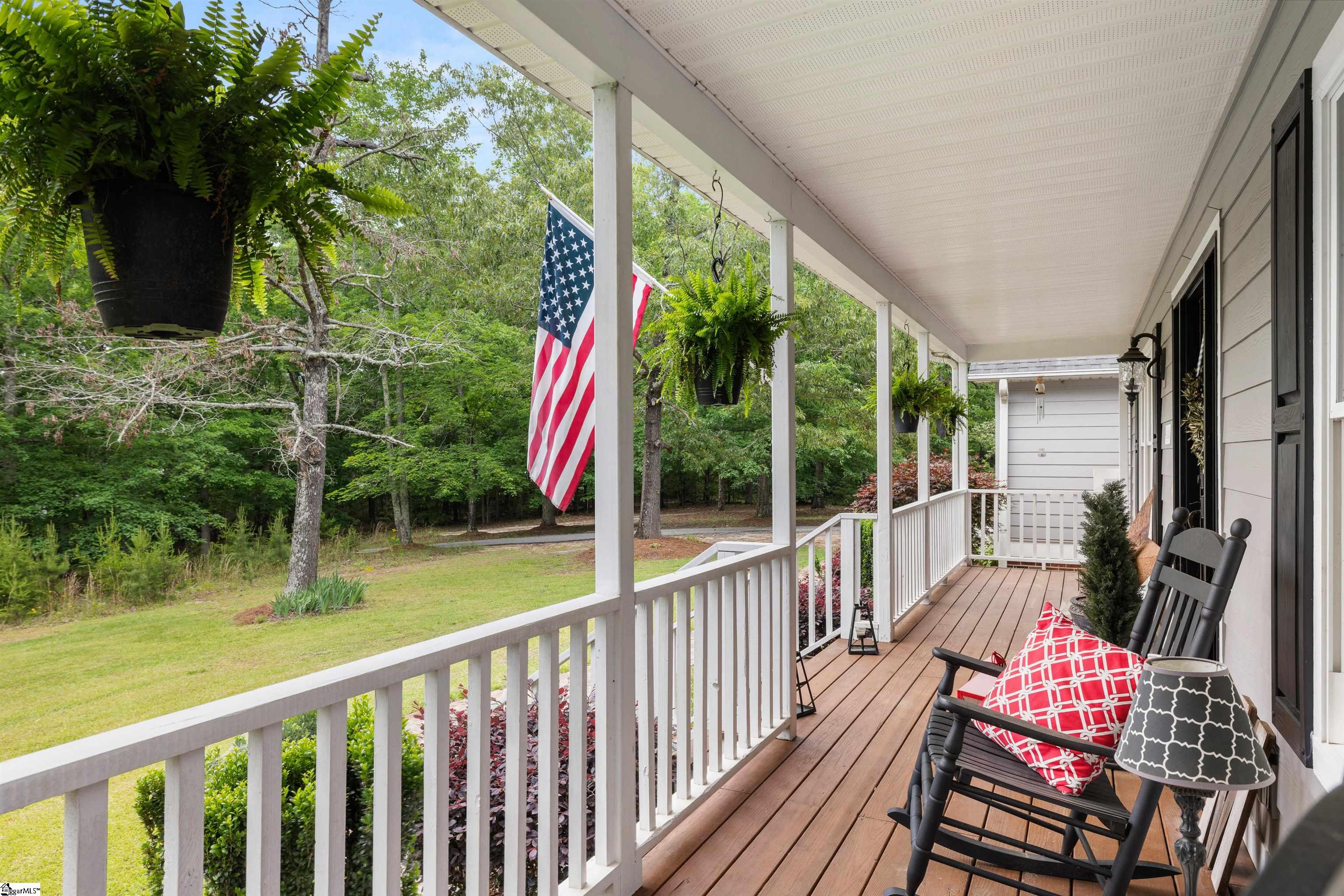 135 James Road Campobello, SC 29322 - Photo 7 of 36