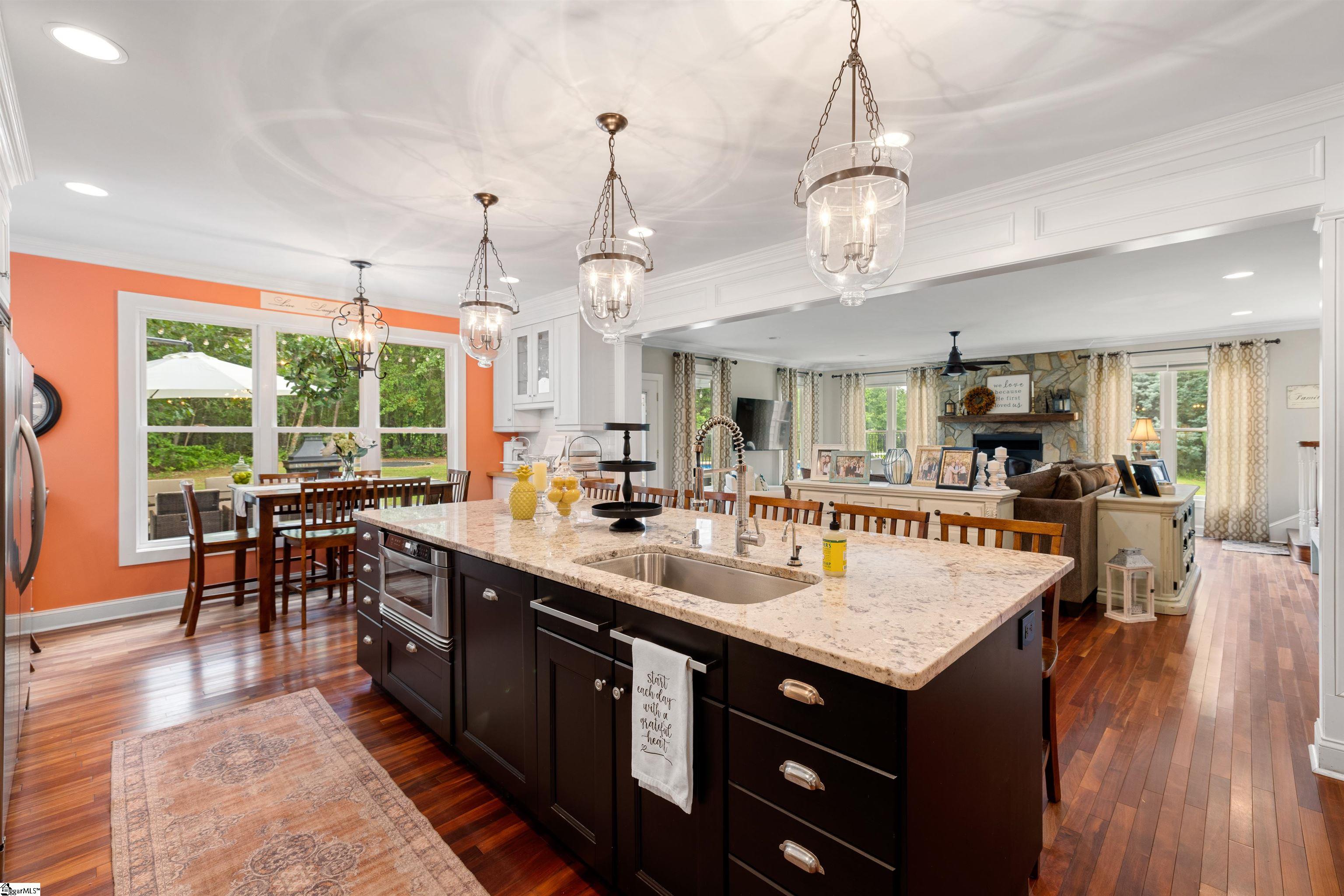 135 James Road Campobello, SC 29322 - Photo 10 of 36