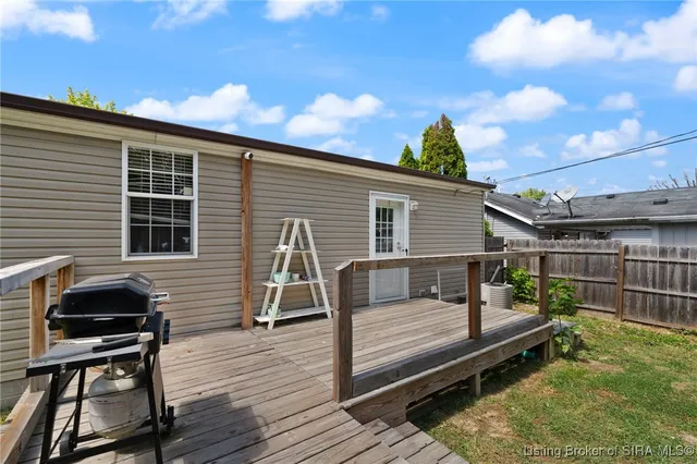 $165,000 | 165 North 4th Street, Scottsburg, IN 47170