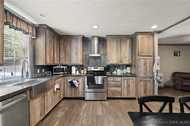 $165,000 | 165 North 4th Street, Scottsburg, IN 47170