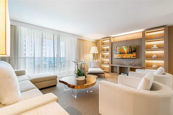 $23,500 | 102 24th Street, Unit 1115, Miami Beach, FL 33139