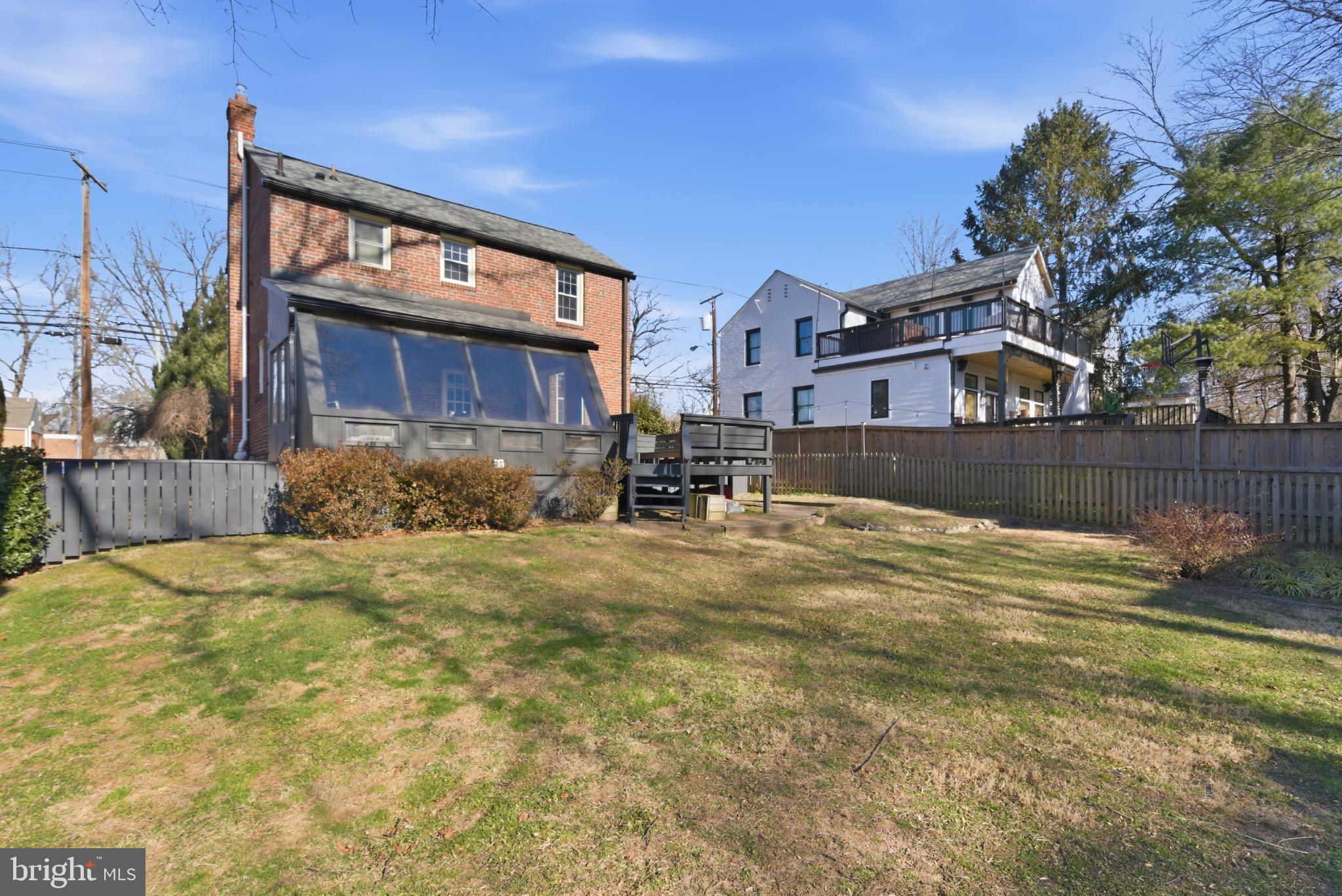 904 Dennis Avenue Silver Spring, MD 20901 - Photo 5 of 30