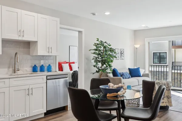 $4,000 | 258 Morris Avenue, Unit PH 504A, Long Branch, NJ 07740
