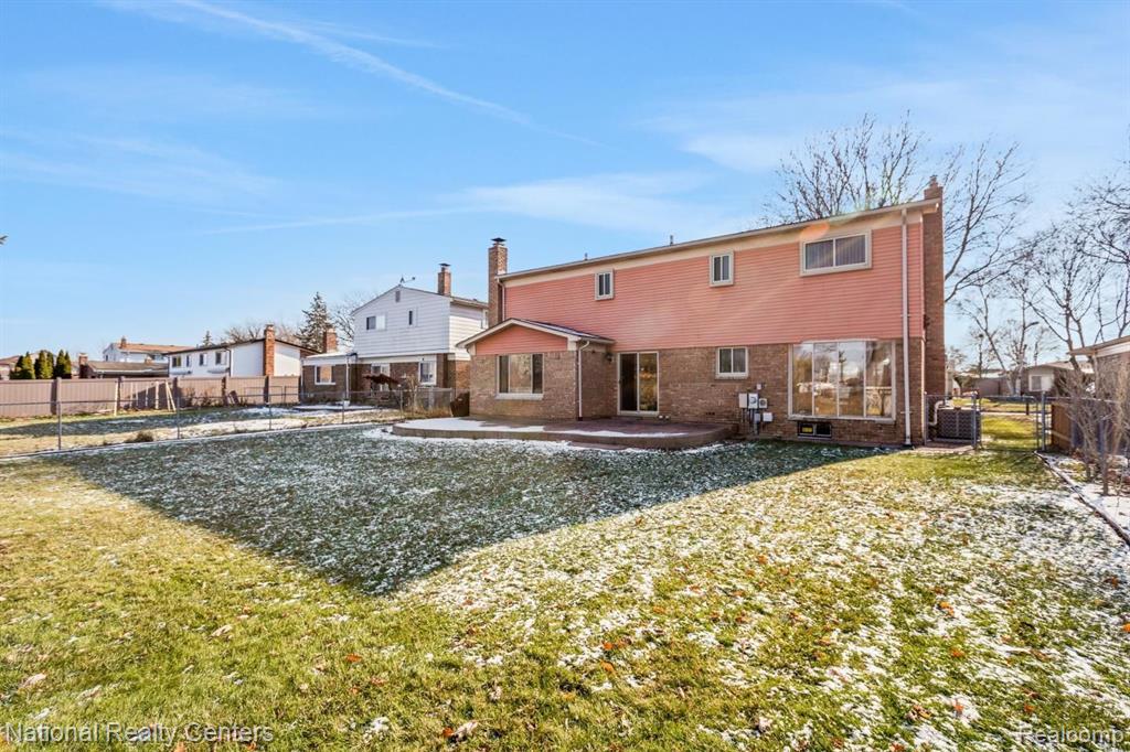 5035 Chadbourne Drive Sterling Heights, MI 48310 - Photo 43 of 45