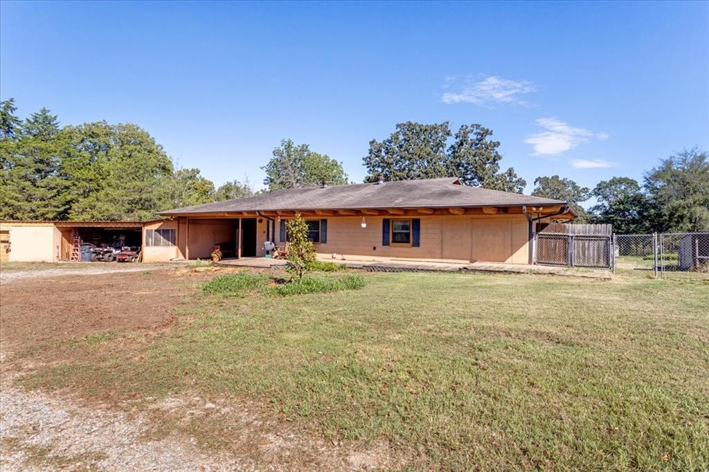 21 Chaparral Estates Drive Denison, TX 75021 - Photo 3 of 37