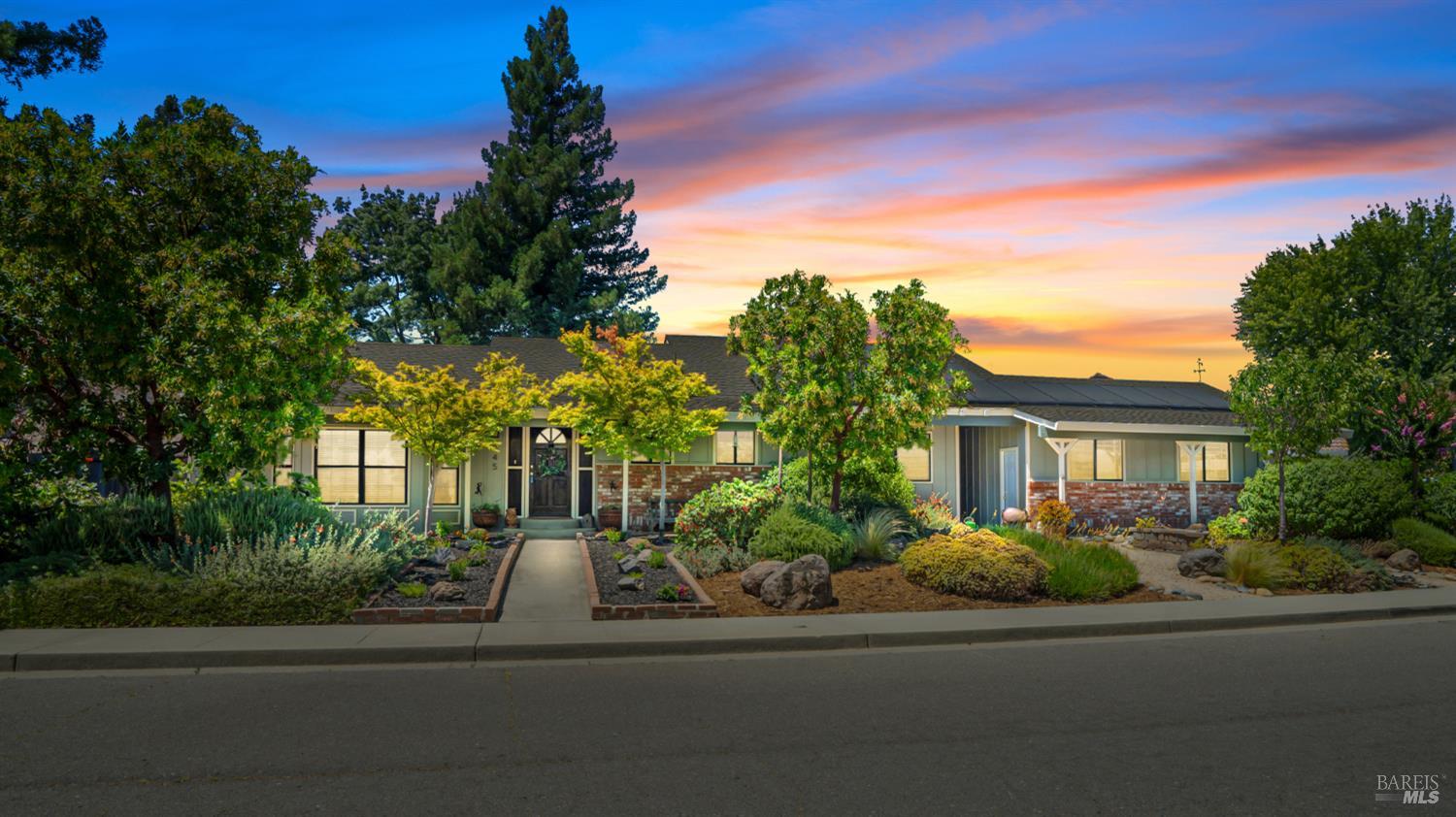 a house view with a outdoor space