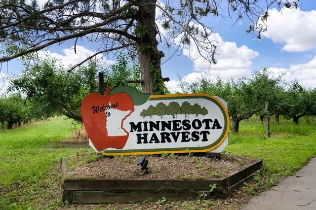 $489,990 | 1272 Edge Way, Jordan, MN 55352