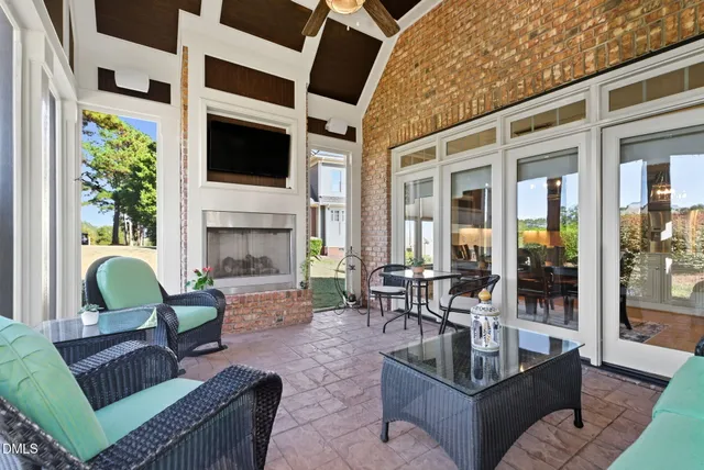 $990,000 | 2603 Peachleaf Street, Raleigh, NC 27614