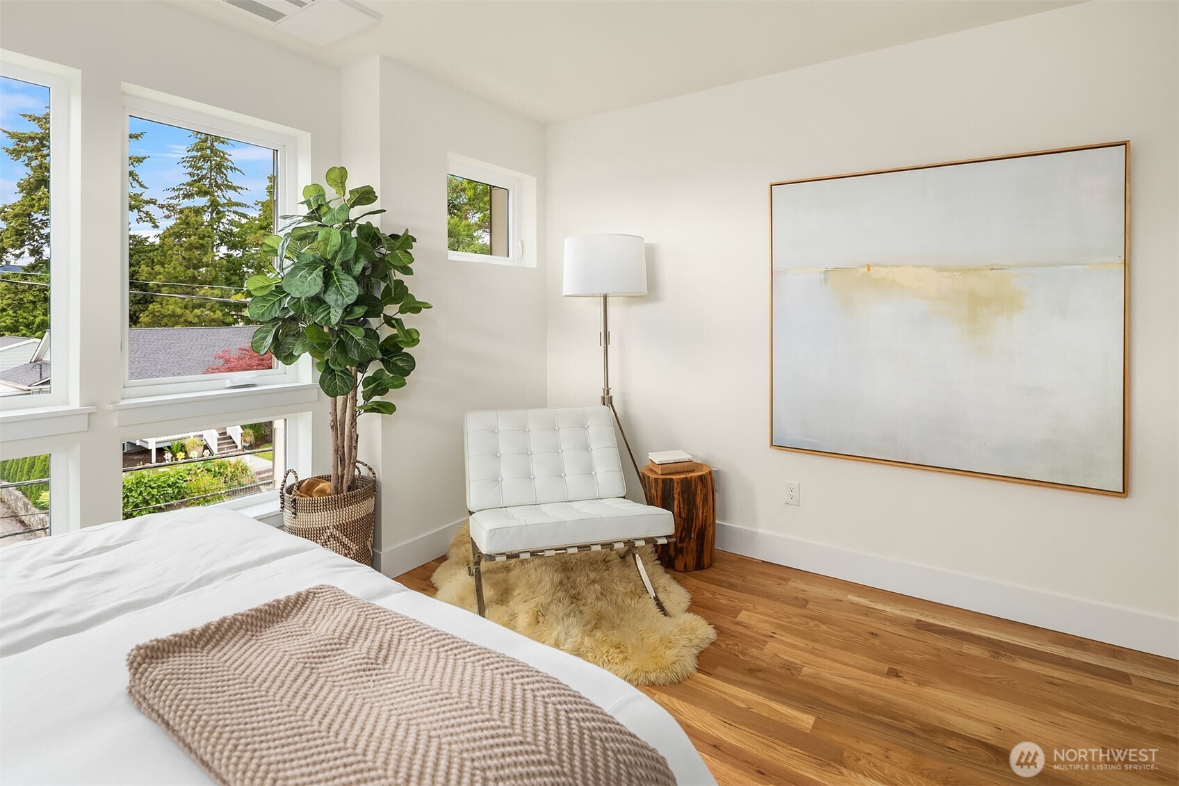 4353 Southwest Willow Street Seattle, WA 98136 - Photo 15 of 35