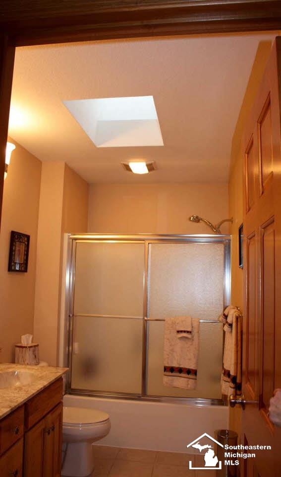 4125 Clegg Road Lambertville, MI 48144 - Photo 21 of 30 Full bath up