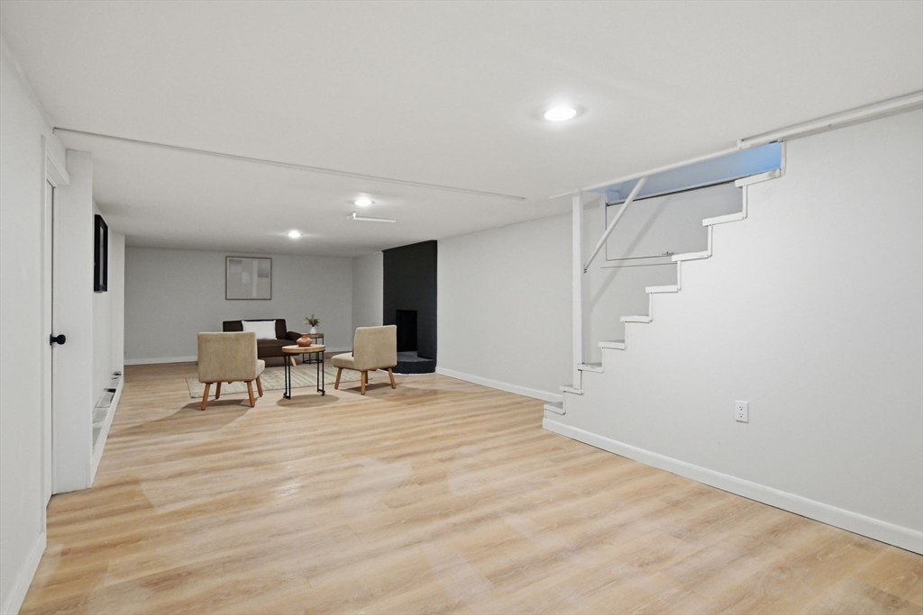 34 Elsie Street Springfield, MA 01109 - Photo 18 of 24 Gallery Image 18