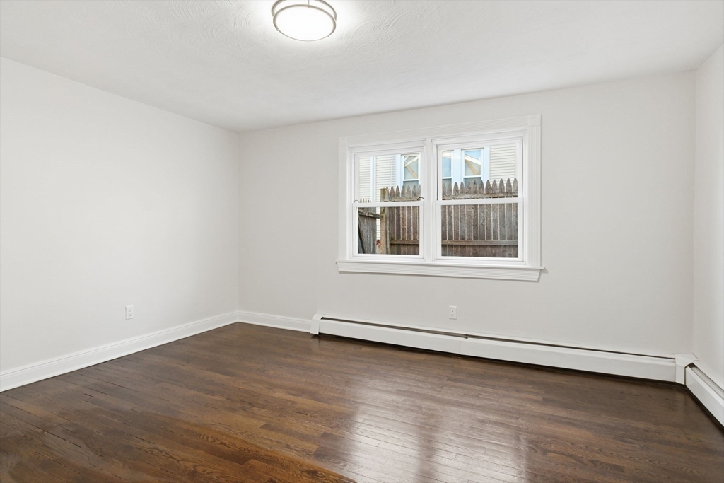 34 Elsie Street Springfield, MA 01109 - Photo 10 of 24 Gallery Image 10