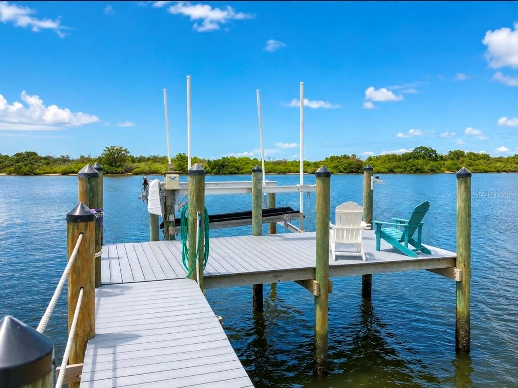 1308 South Riverside Drive Edgewater, FL 32132 - Photo 9 of 51 Gallery Image 9