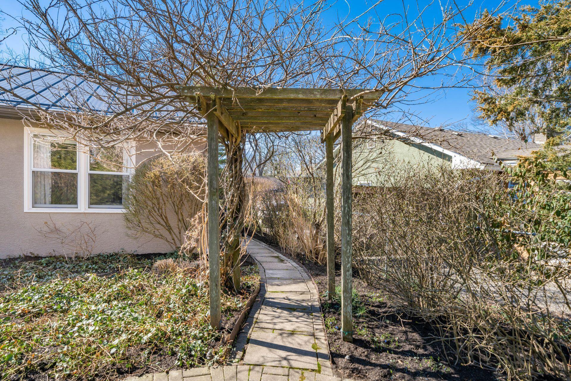 2080 Chardon Road Columbus, OH 43220 - Photo 65 of 115 015_er Arlington OH 43220 USA